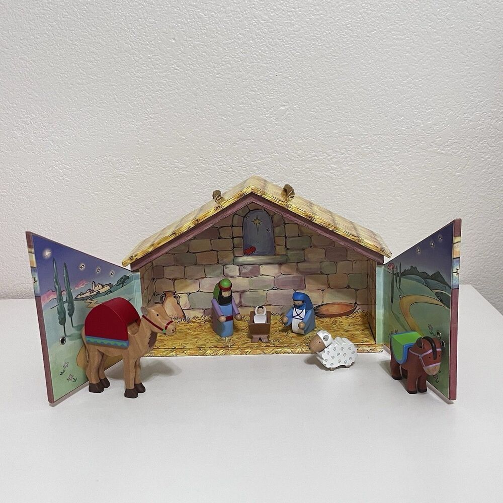 Hallmark Keepsake Children’s Wooden Nativity Figures and Stable 2005 NO ANGEL